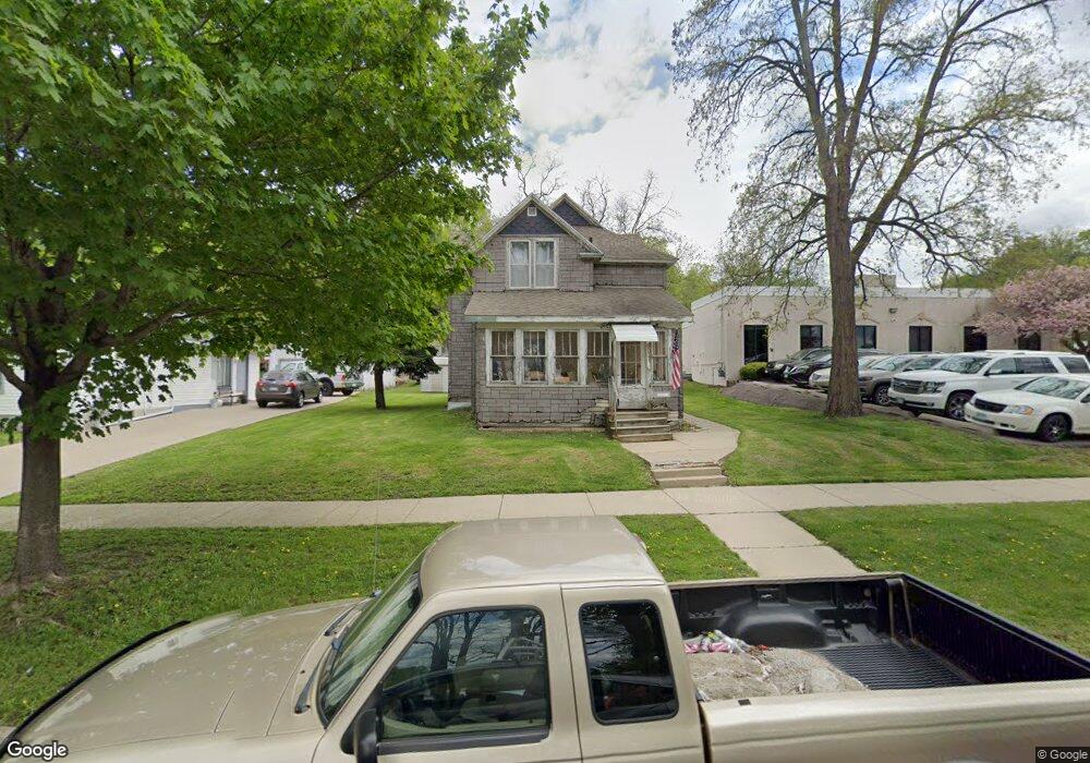 909 N 6th St, Mankato, MN 56001 - photo 1