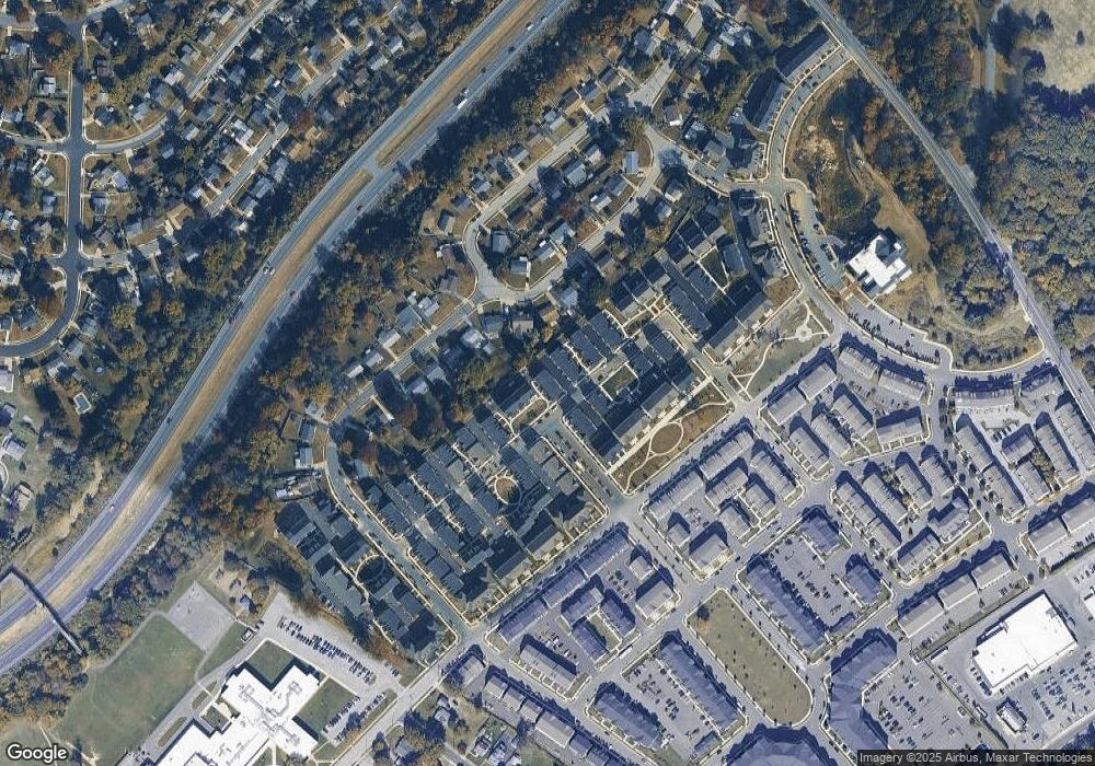 703 Mccomb Place unit M-34, Claymont, DE 19703 - photo 1