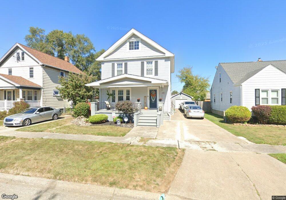 2405 E 32nd St, Lorain, OH 44055 - photo 1