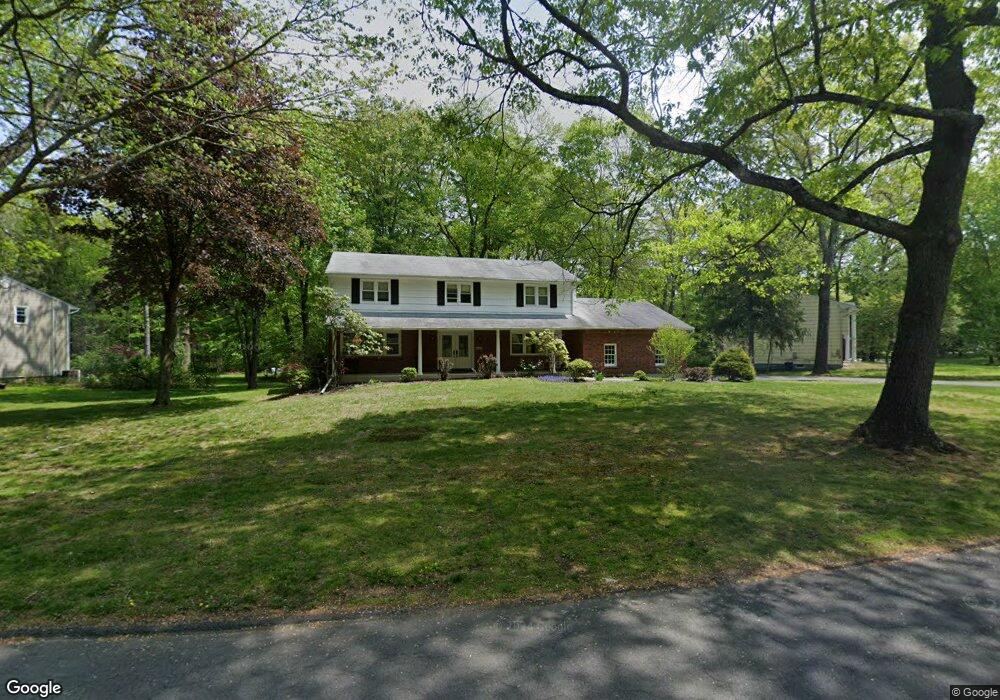 8 Robin Hood Rd, Suffern, NY 10901 - photo 1