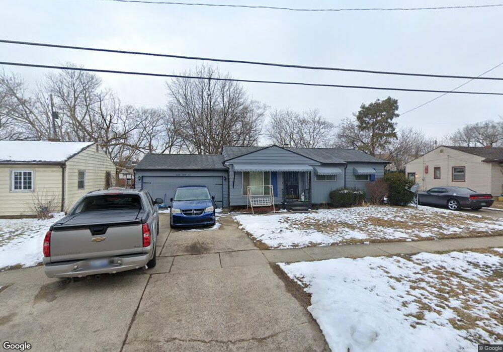 2034 Wood Ln, Flint, MI 48503 - photo 1