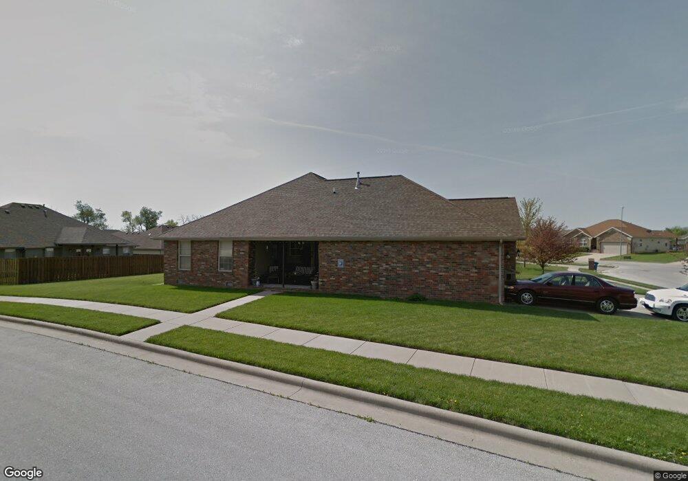 668 N Pulltite Ct, Nixa, MO 65714 - photo 1