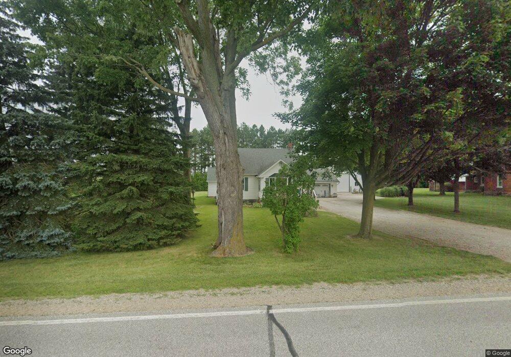 9444 Frankenmuth Rd, Vassar, MI 48768 - photo 1