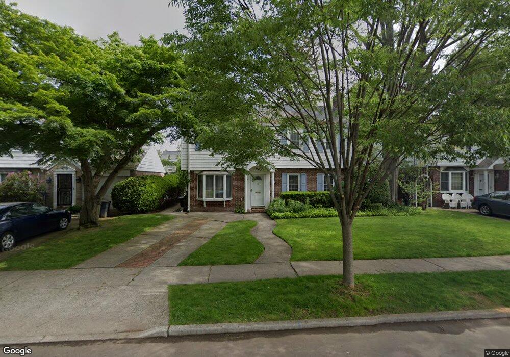 265 Elm St, West Hempstead, NY 11552 - photo 1