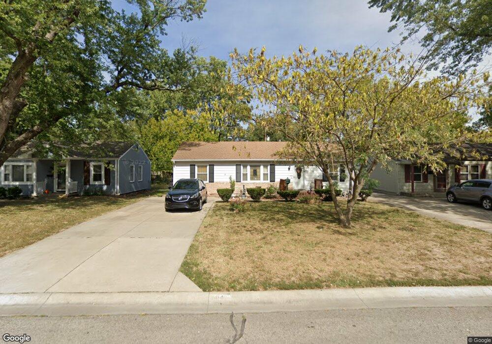 11414 W 70th St, Shawnee, KS 66203 - photo 1