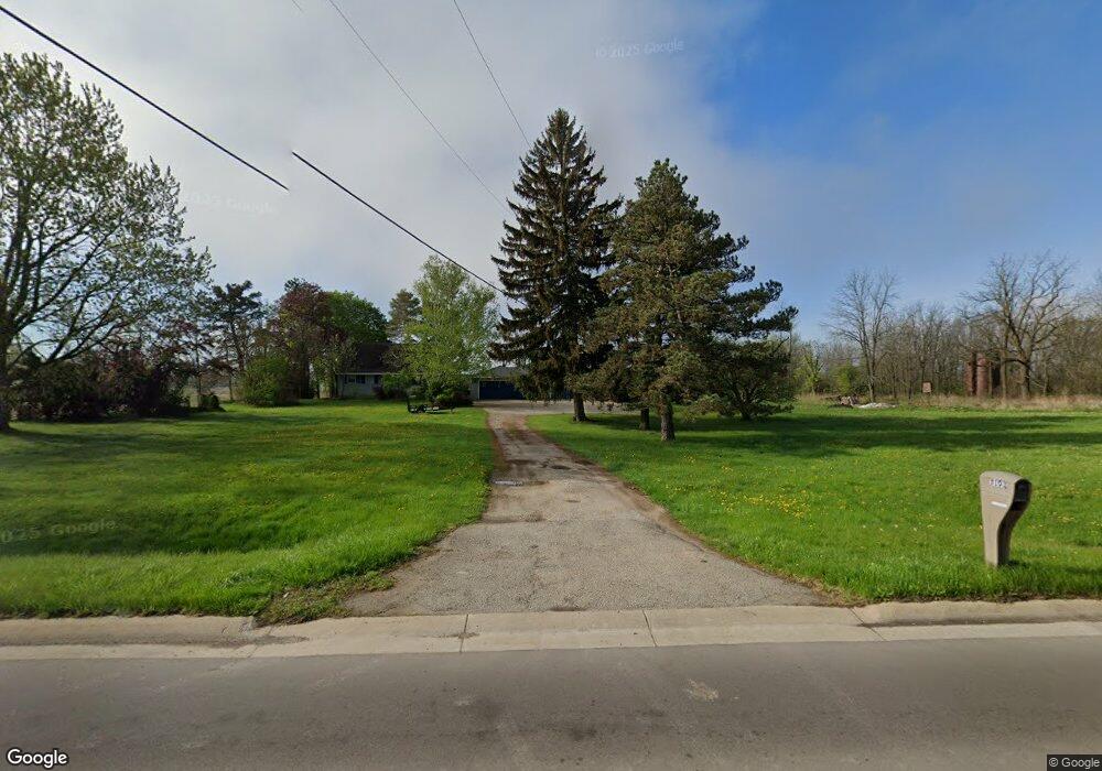 3103 W Hill Rd, Flint, MI 48507 - photo 1