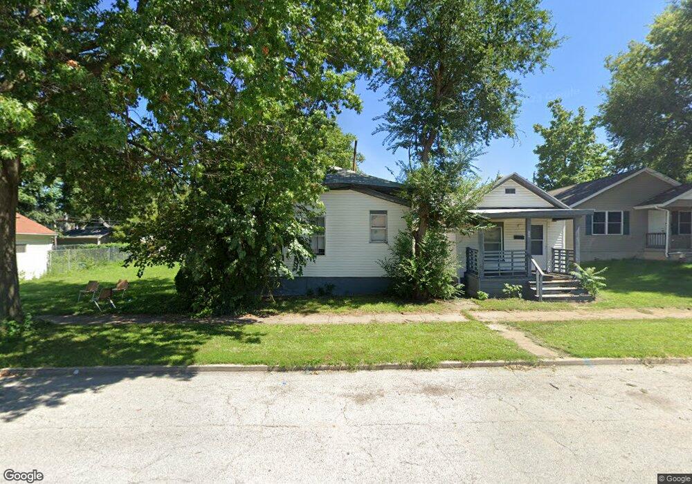 735 14 1/2 St unit 737, Rock Island, IL 61201 - photo 1