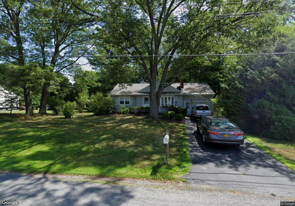 5 Maywood Dr, Schenectady, NY 12302 - photo 1