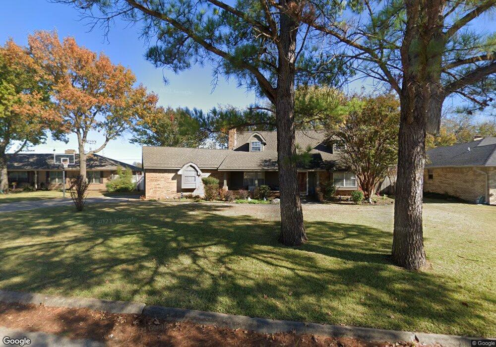 1302 Sunny Ln, Ardmore, OK 73401 - photo 1
