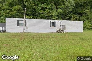 511 Hillview Dr, Hamlin, WV 25523