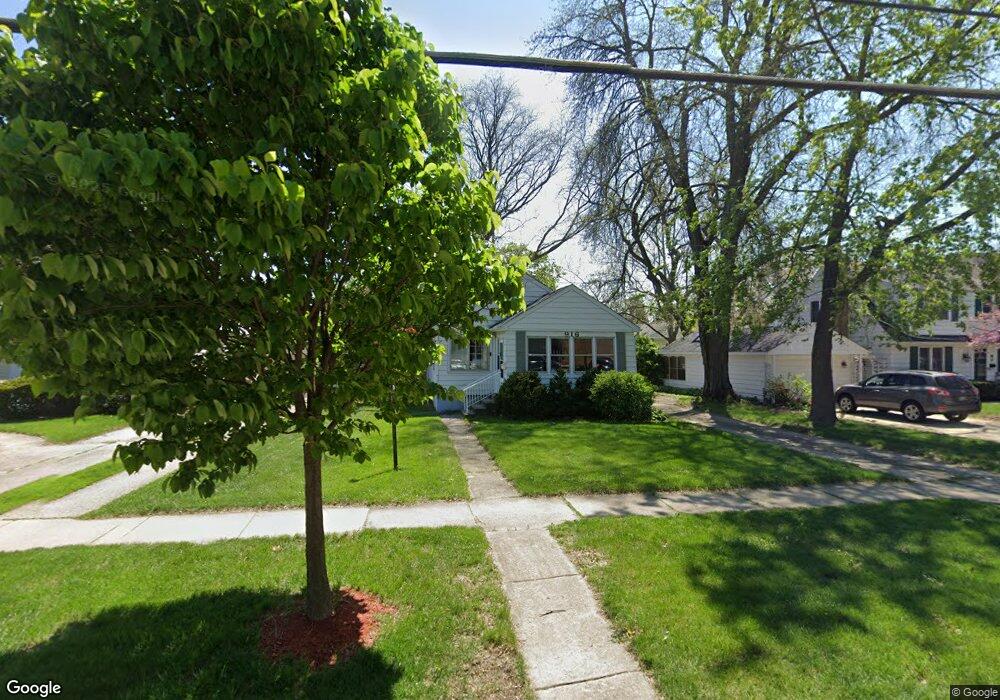 916 E Illinois St, Wheaton, IL 60187 - photo 1