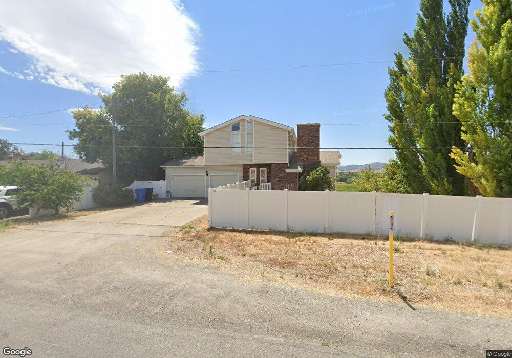 885 W Highway 101, Hyrum, UT 84319 - photo 1