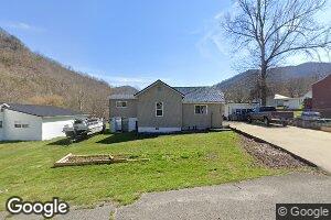 324 Cedar St, Benham, KY 40807