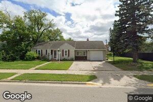 206 Mckinley Ave W, Karlstad, MN 56732