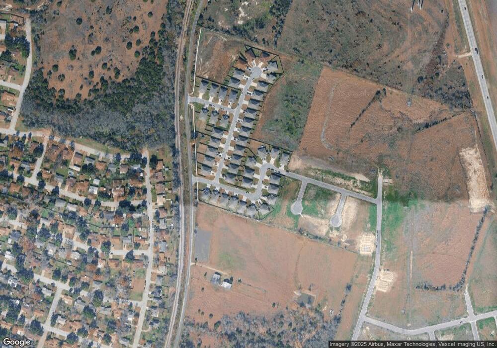 3110 Ochiltree Dr unit b, Temple, TX 76501 - photo 1