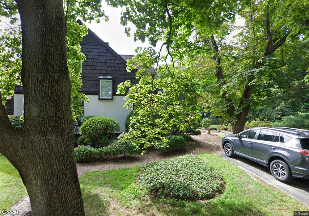 11 Brook St unit 11, Wellesley, MA 02482 - photo 1