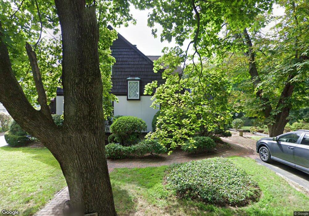 17 Brook St, Wellesley, MA 02482 - photo 1