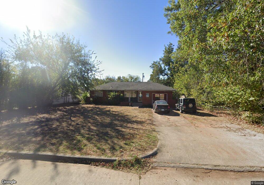 107 E Pulaski St, Shawnee, OK 74804 - photo 1