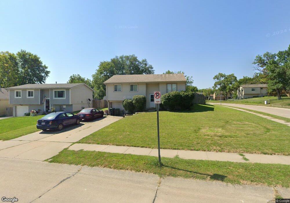 12941 Browne St, Omaha, NE 68164 - photo 1