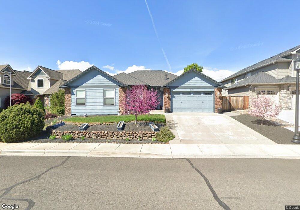 2011 Bluegrass Dr, Central Point, OR 97502 - photo 1