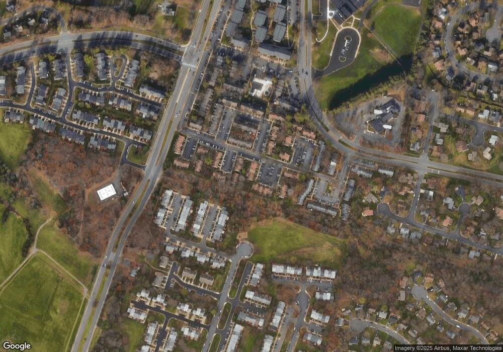 220 Charing Ct, Sterling, VA 20164 - photo 1