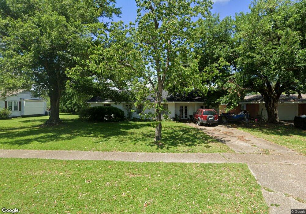 414 Dolby St, Lake Charles, LA 70605 - photo 1