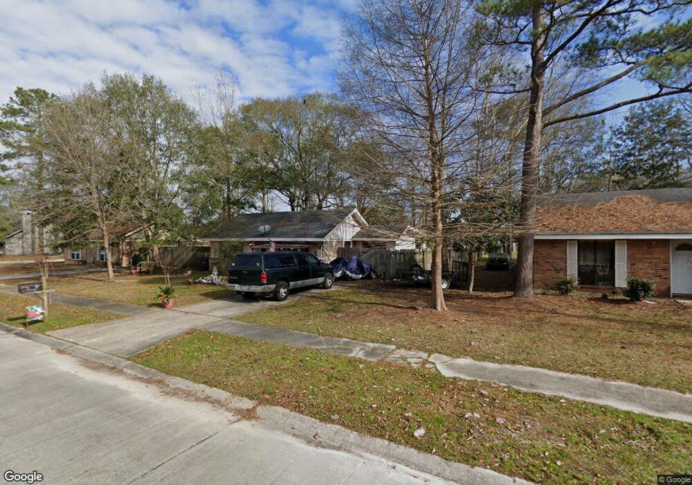 348 Mapleleaf Dr, Slidell, LA 70458 - photo 1