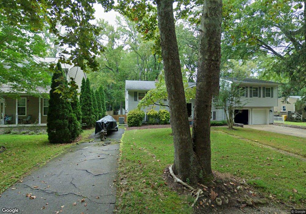 425 Plainview Ave, Edgewater, MD 21037 - photo 1