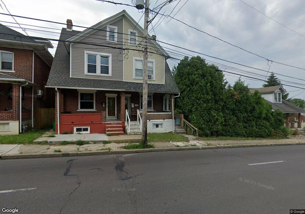 2330 S 4th St, Allentown, PA 18103 - photo 1