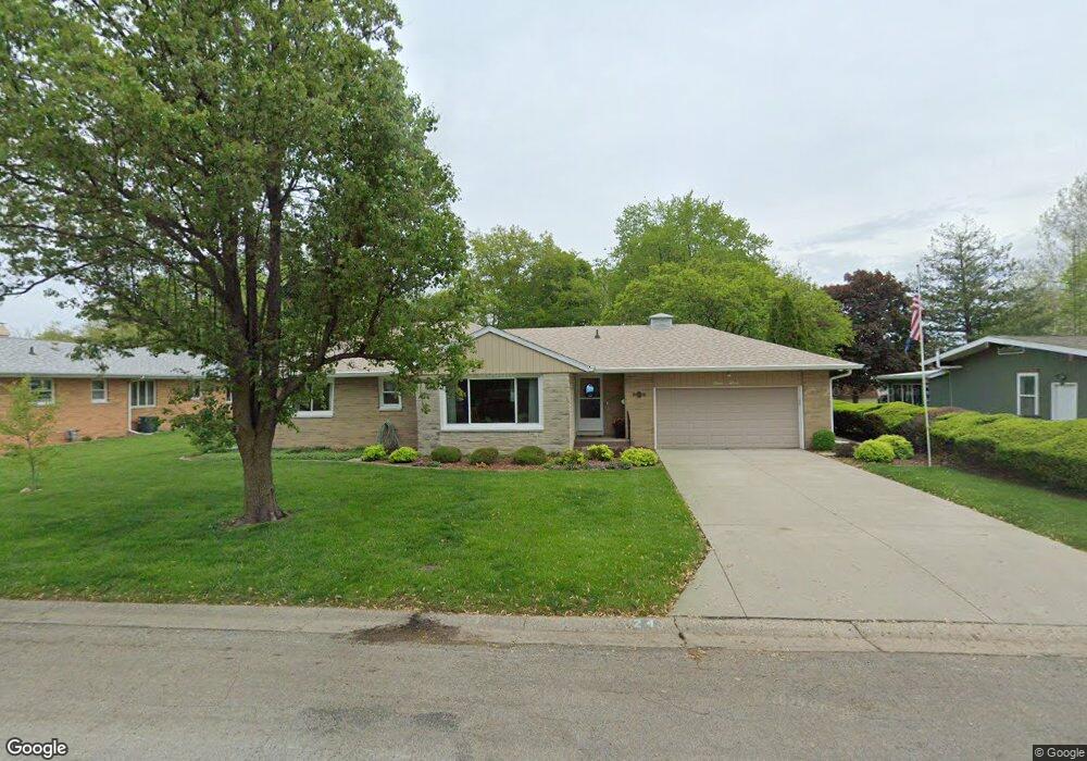 24 Tulip Dr, Lincoln, IL 62656 - photo 1