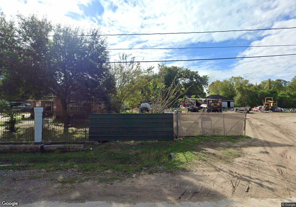 2534 Morehouse Ln, Houston, TX 77088 - photo 1