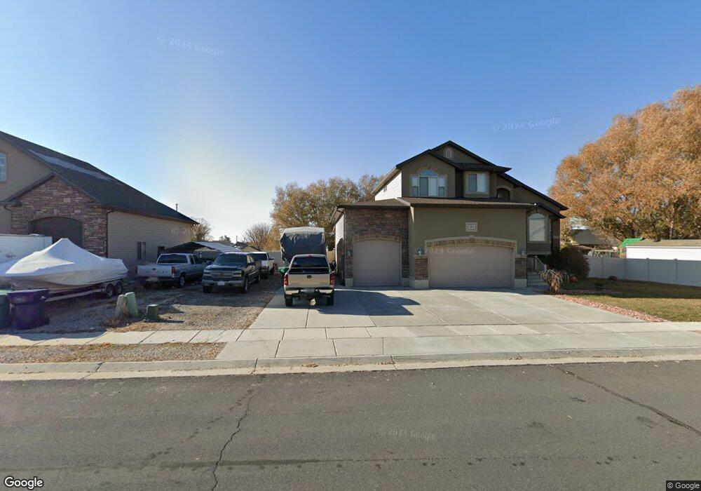 5475 S 4950 W, Hooper, UT 84315 - photo 1