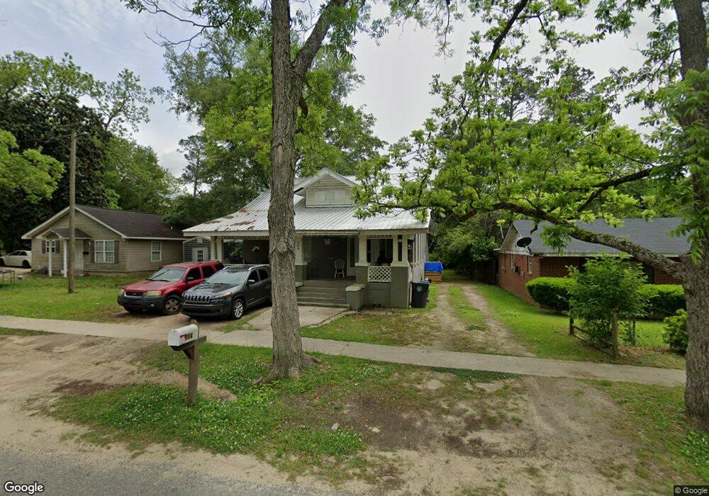 304 W Jessamine St, Fitzgerald, GA 31750 - photo 1