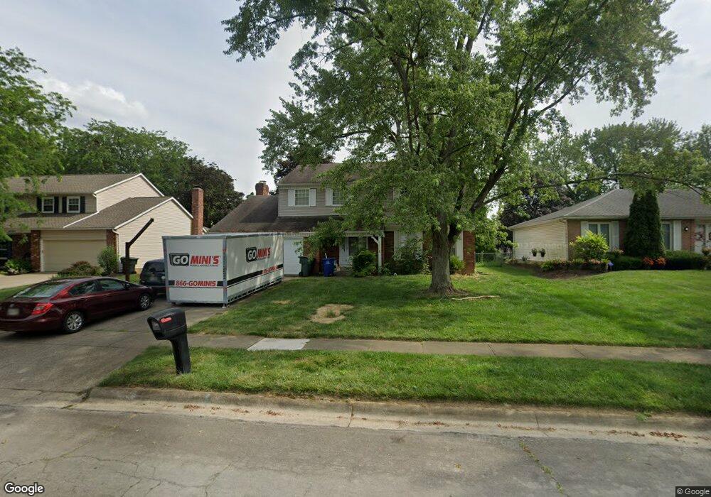 1565 Scottsdale Ave, Columbus, OH 43235 - photo 1