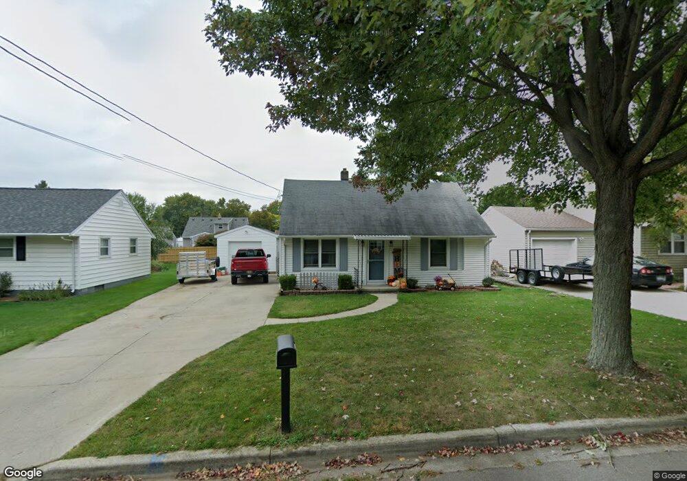 6014 Coulson Ct, Lansing, MI 48911 - photo 1