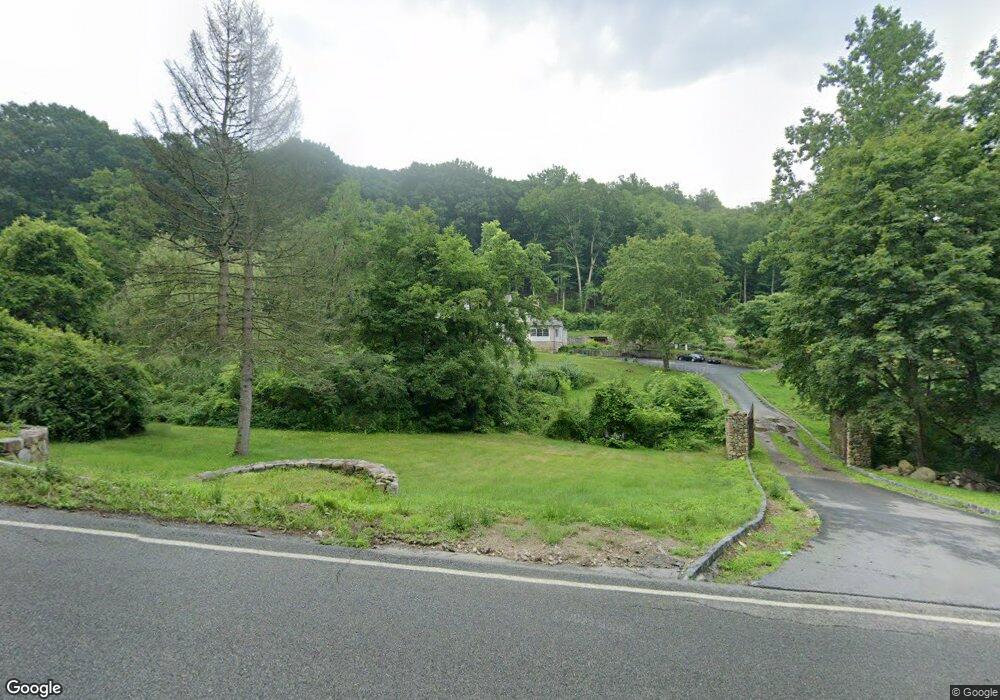 1019 Underhill Ave, Yorktown Heights, NY 10598 - photo 1