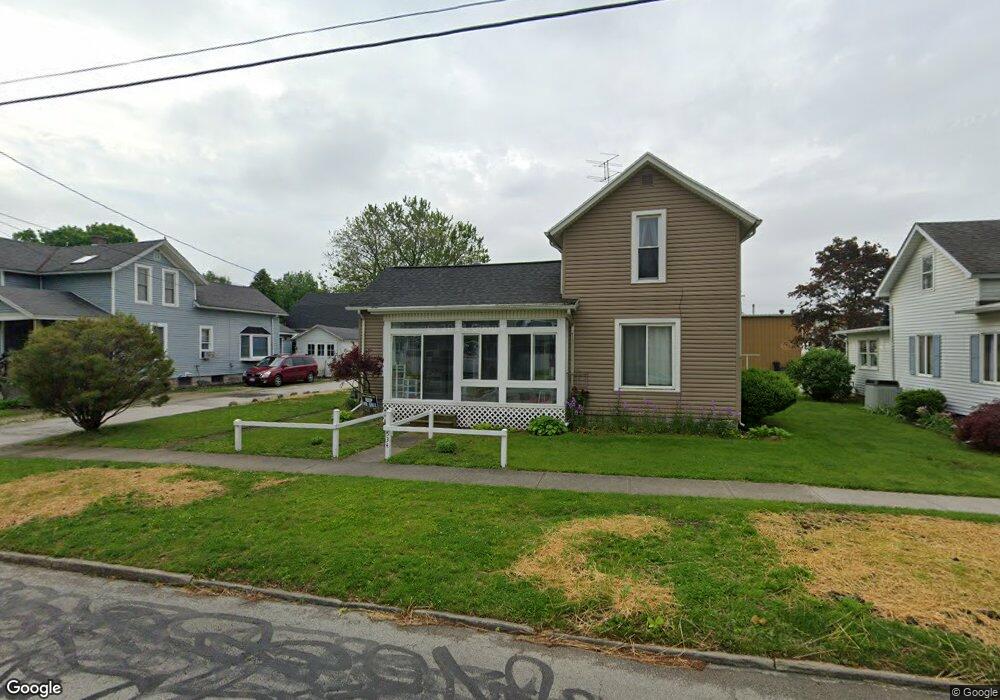 534 Fremont St, Elmore, OH 43416 - photo 1