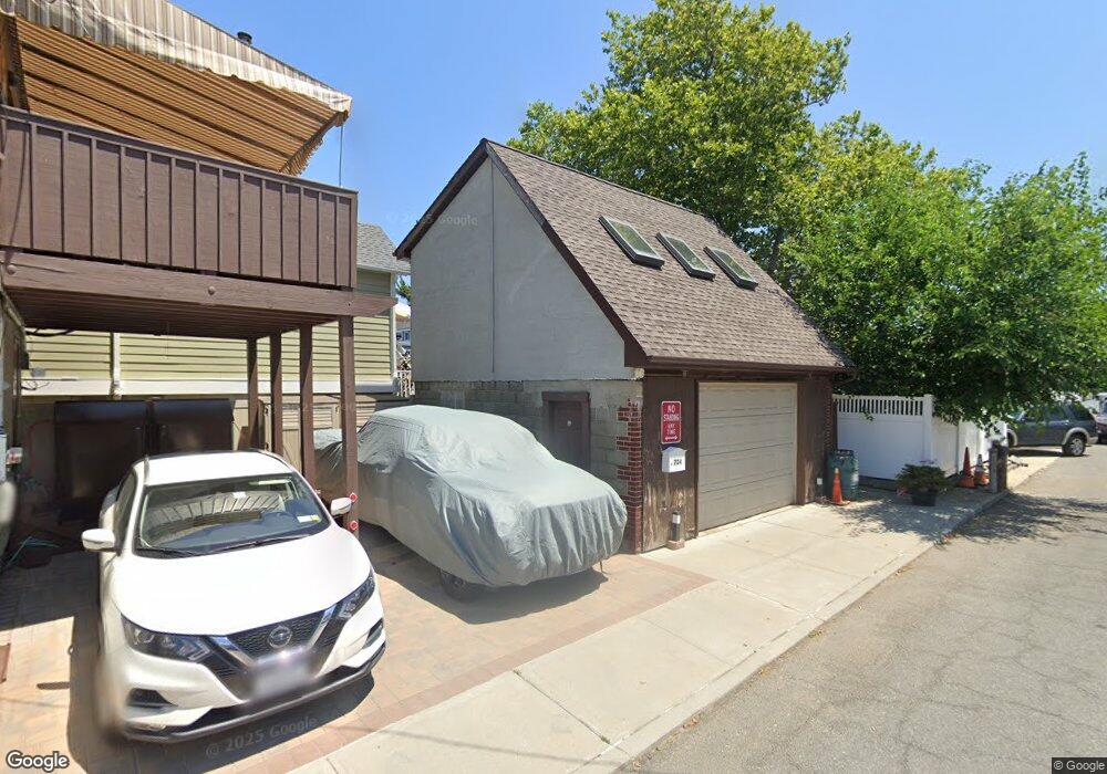 724 Shad Creek Rd, Broad Channel, NY 11693 - photo 1