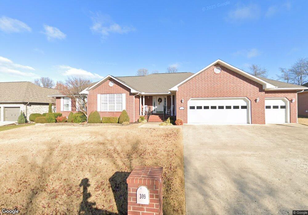 309 Hogan Dr, Harrison, AR 72601 - photo 1
