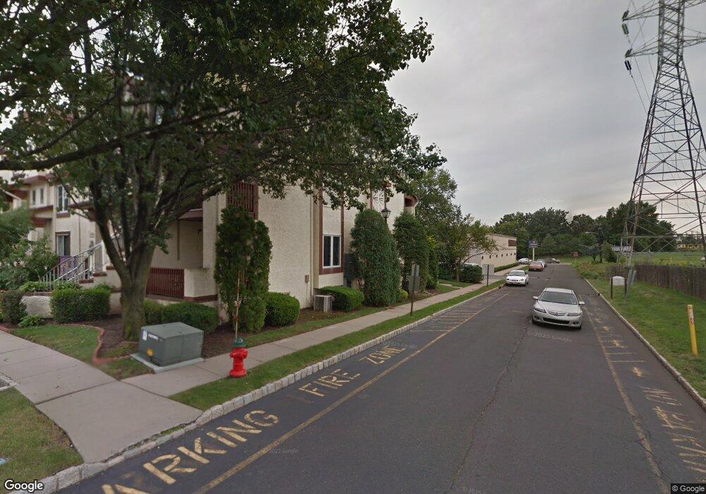 311 Michaels Ct, Woodbridge, NJ 07095 - photo 1