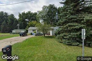 3204 Stoneleigh Dr, Lansing, MI 48910