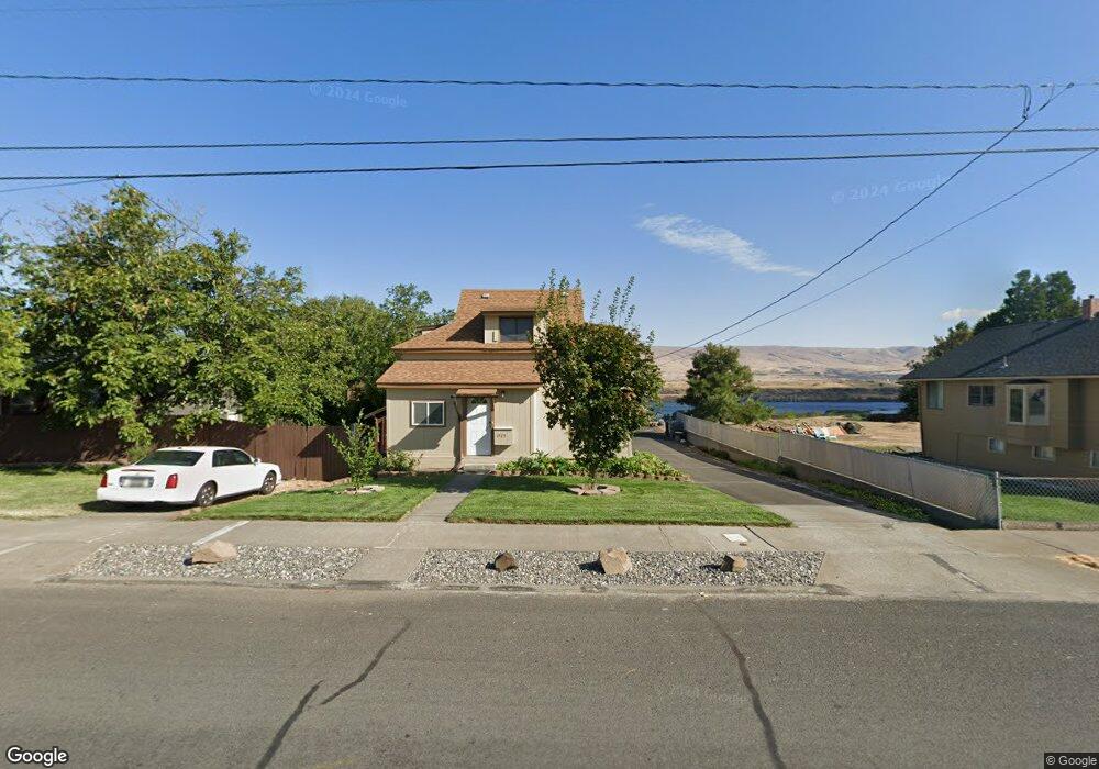 1725 E 9th St, the Dalles, OR 97058 - photo 1