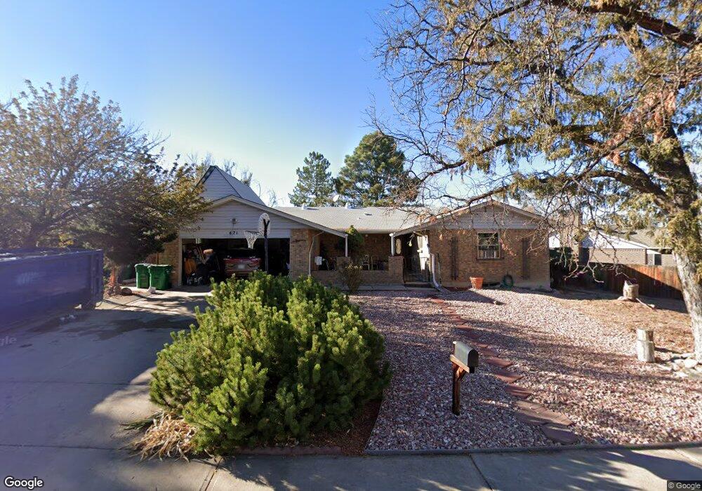 671 S Paris St, Aurora, CO 80012 - photo 1