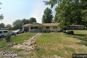 2 Brookhaven Dr, Carrollton, IL 62016