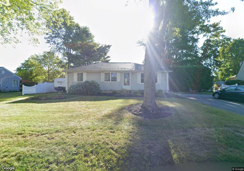 14 Pinebrook Dr, Easthampton, MA 01027 - photo 1