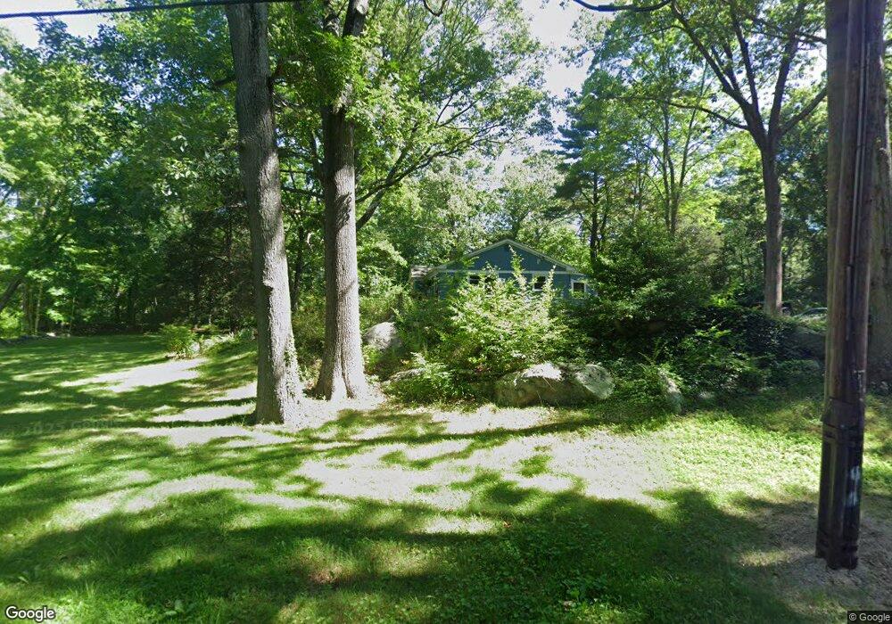 10 Sawmill Rd, Branford, CT 06405 - photo 1