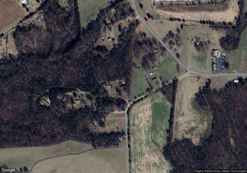 142 Lundy Rd, Statesville, NC 28625 - photo 1