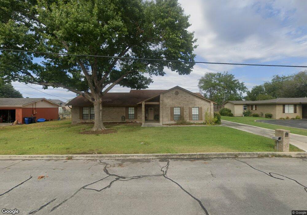 1255 Rivercrest Dr, New Braunfels, TX 78130 - photo 1