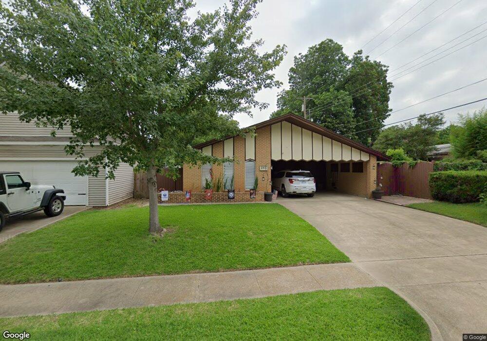 215 K St SW, Ardmore, OK 73401 - photo 1