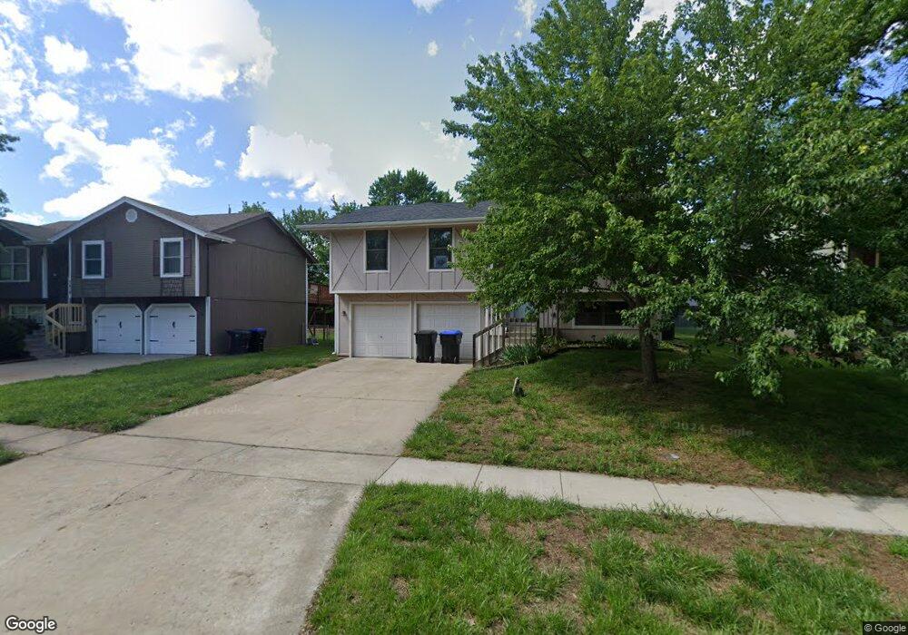 7412 SW 25th St, Topeka, KS 66614 - photo 1
